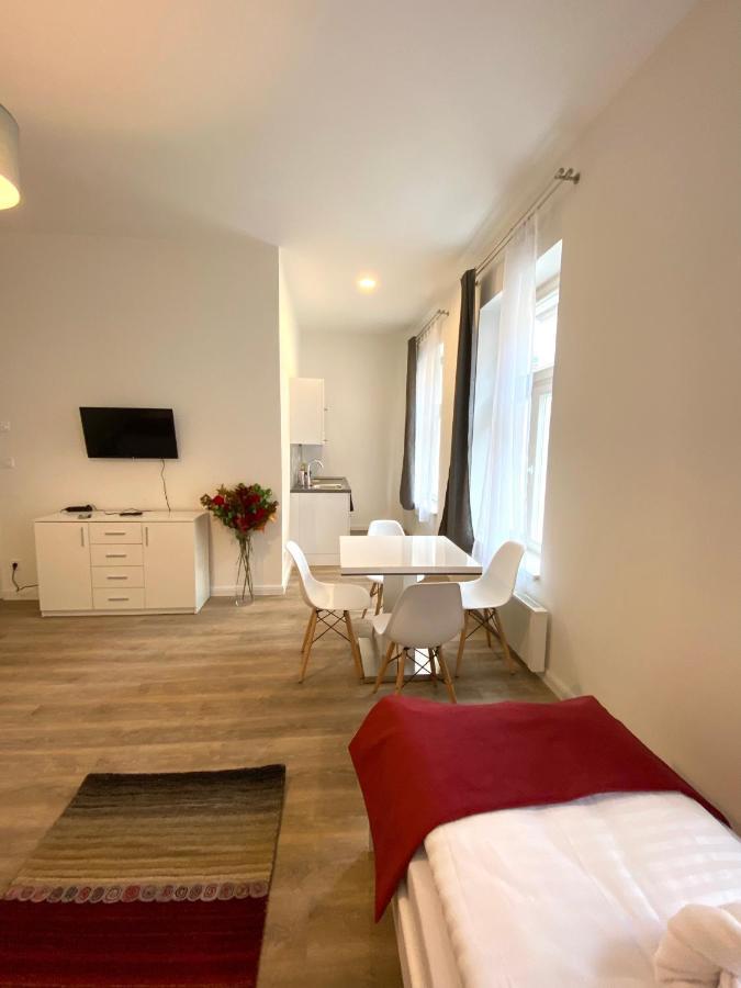 Residence Petrska New Town Praag Buitenkant foto